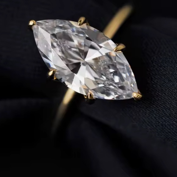 2ct Marquis Cut Ring - Picture 5 of 14